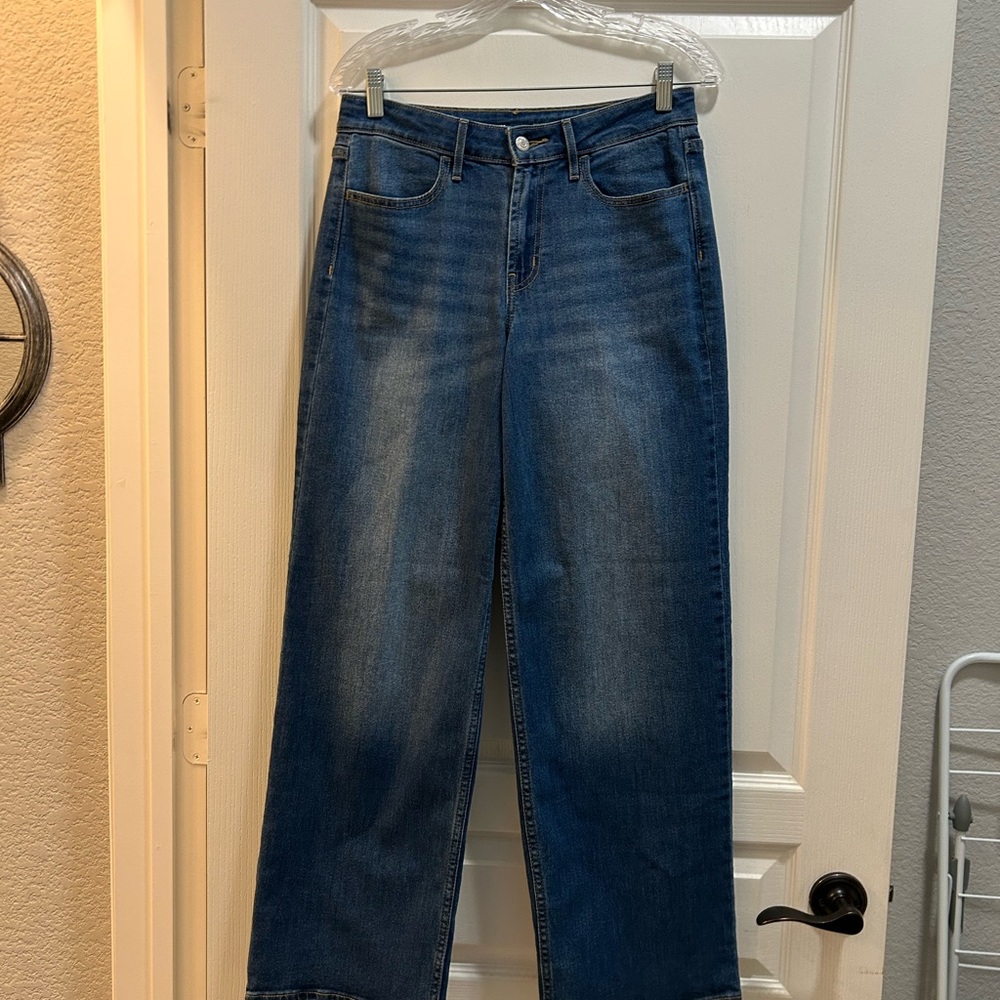 Old Navy Hi- rise Wide Leg Blue Jeans